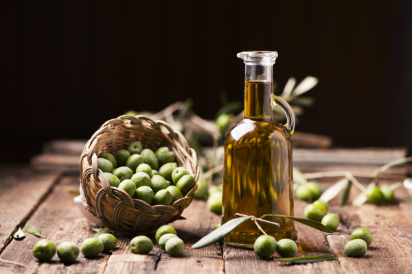 Il Cane può mangiare le olive? Guida alla Sicurezza delle Olive nella Dieta del Tuo Cane Amici e Natura iTALIA