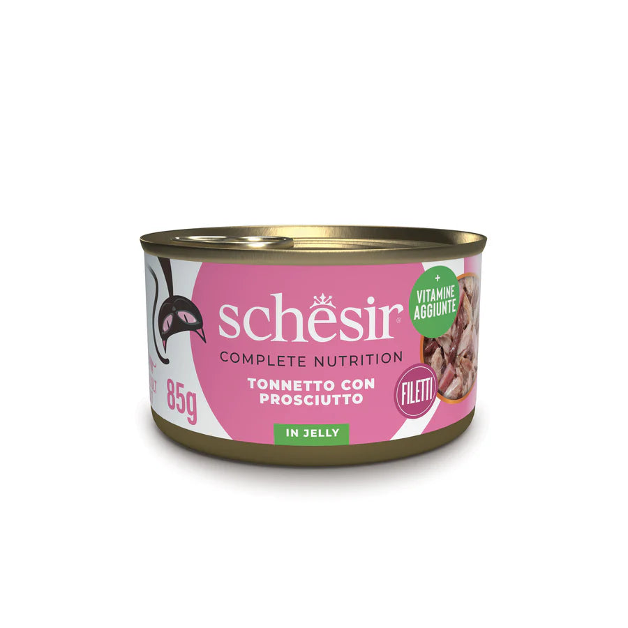 Schesir umido gatto adulto 85g con tonnetto e prosciutto in gelatina, lattina rosa con filetti visibili Schesir umido gatto adulto 85g con tonnetto e prosciutto in gelatina, lattina rosa con filetti visibili