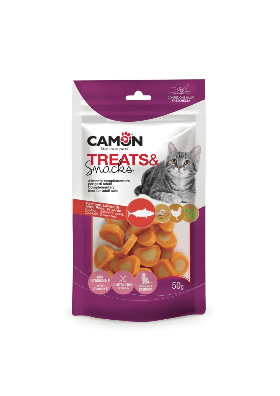 Confezione Camon Cuoricini con salmone e pollo per gatti, snack funzionale da 50g con vitamina E, lievito di birra e tè verde
